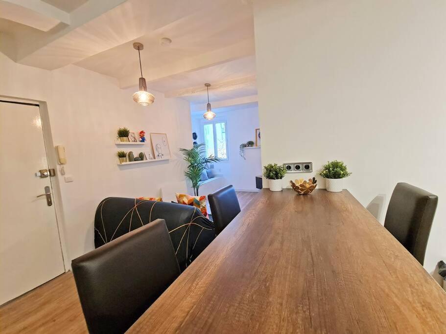 GregBnb-com - T2 Design 43m2 - Toulon Est - Wifi Fibre Extérieur photo