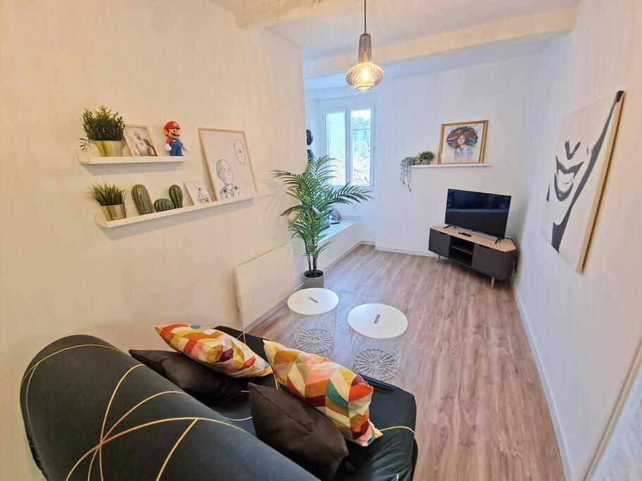 GregBnb-com - T2 Design 43m2 - Toulon Est - Wifi Fibre Extérieur photo